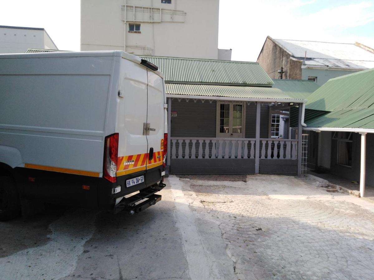 The Monument Guesthouse Port Elizabeth Exterior photo